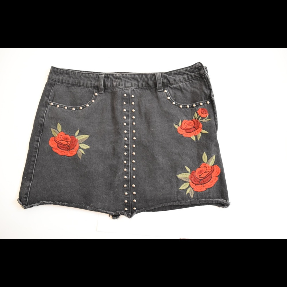 Denim skirt